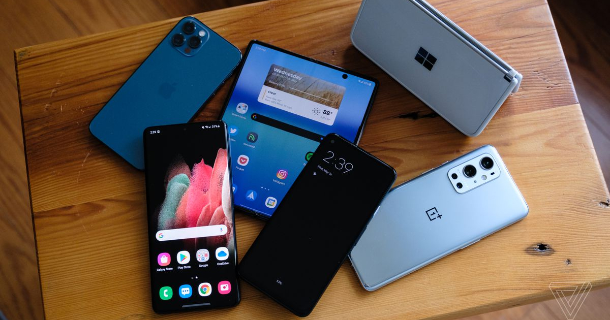 How do you choose a Smartphone based on its intended use and functionality?